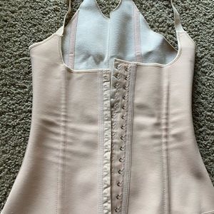 Bellefit’s DivaFit vest